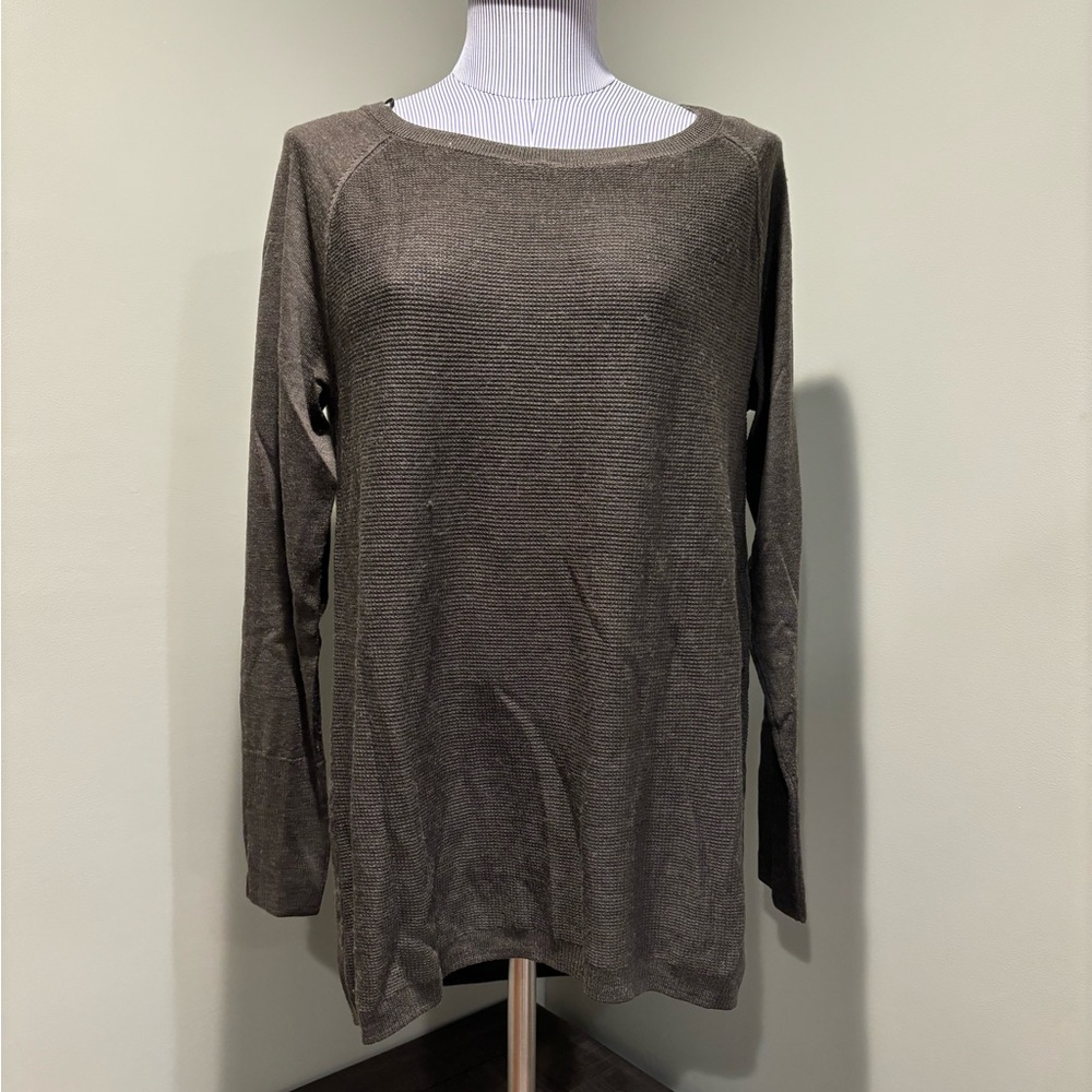 Max Studio Ladies Dark Green Sweater Blouse. Size XL